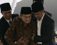 Foto kenangan habibie dan ainun 56 Foto kenangan habibie dan ainun 23
